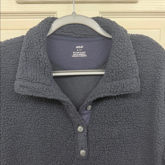Aerie Cloud Sherpa Oversized Button Pullover in Navy: S - Picture 2 of 5